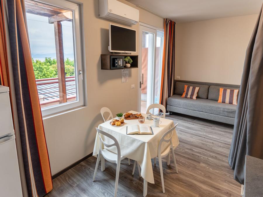 Appartement 2 personnes - supérieur deux pièces avec vue sur le lac 6