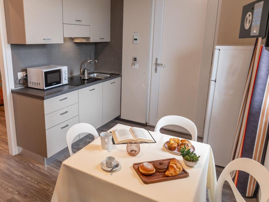 Appartement 2 personnes - supérieur deux pièces avec vue sur le lac 8