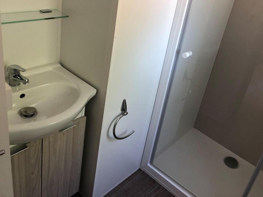Mobilhome 4 personnes - Mobilhome Evolution 45m² (24m²+21m² de terrasse)- 2 chambres 4 pers 7
