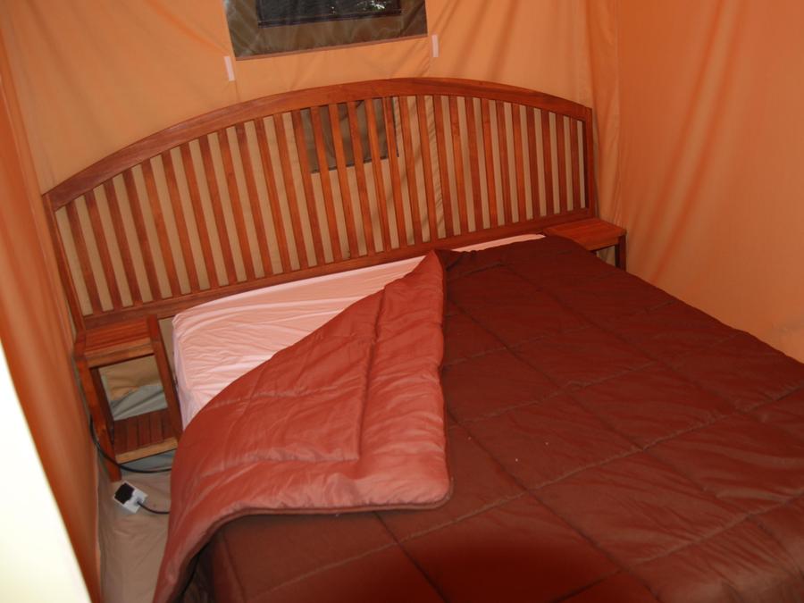 Tente 4 personnes - Bungalow toilé Caraïbes 20m² avec terrasse 10.5m² - sans sanitaire 2 chambres 4 pers 3