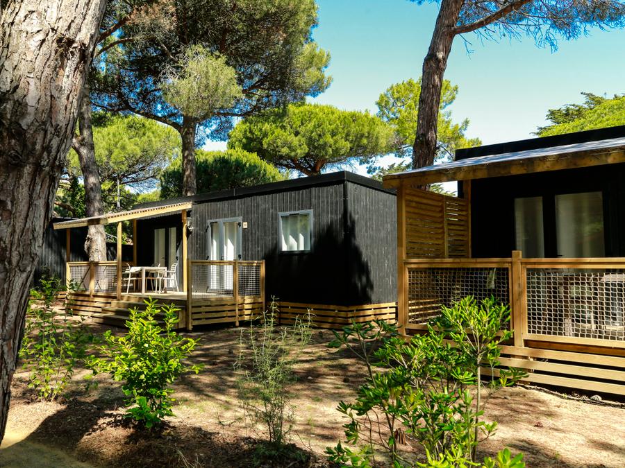 Mobilhome 4 personnes - Premium 30m² (2 chambres - 4 pers.) + terrasse + TV + draps et serviettes 0