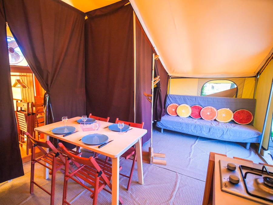 Tente 6 personnes - CEZALLIER 9