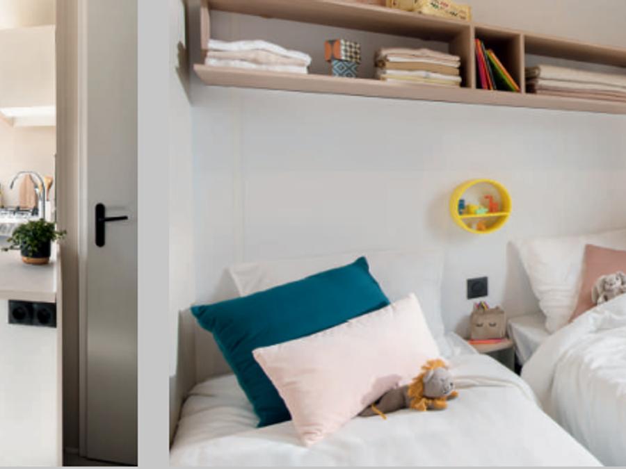 Mobilhome 6 personnes - Premium 32m² 3 chambres - Terrasse semi-couverte - CLIM + TV + draps + serviettes inclus 3