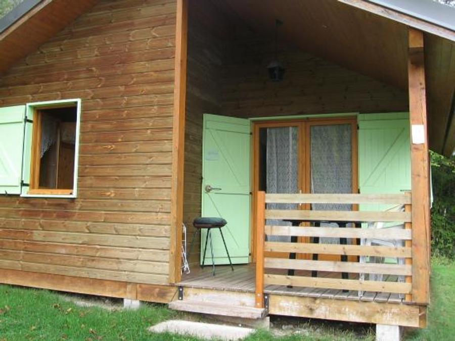 Chalet 6 personnes - Chalet 2 chambres à la semaine- arrivée à partir de 16H 2/6 pers 0