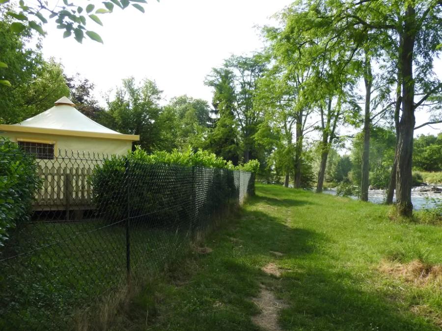 Bungalow toilé 5 personnes - SANS SANITAIRES 2