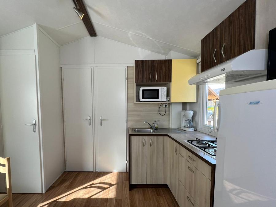 Mobilhome 6 personnes - Mobil home Bermudes Confort 30m² (3 chambres) + terrasse semi couverte de 18 m² + TV 6 pers 7