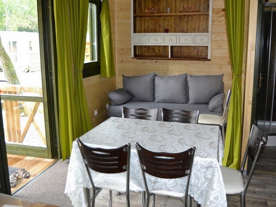 Chalet 6 personnes - Chalet Savania PREMIUM46 34 m² (2 chambres) + terrasse couverte de 13 m² + TV + clim réversible 4/6 pers 1