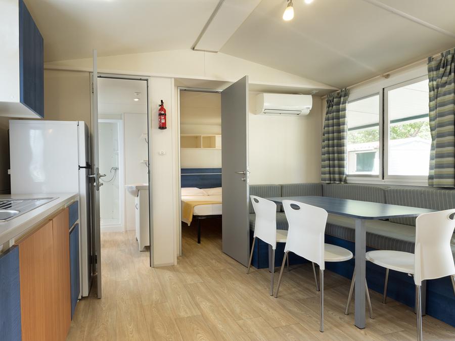 Mobilhome 6 personnes - ATLANTICO 5/6 4