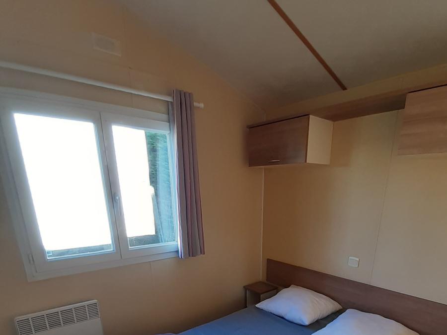 Mobilhome 4 personnes - LOISIRS - TV 3