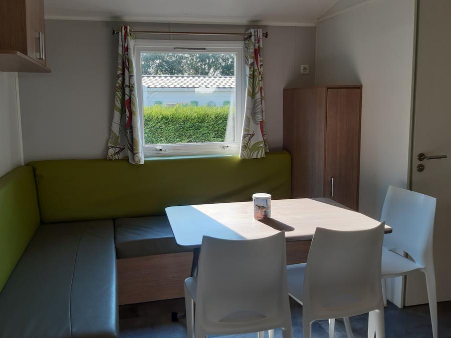 Mobilhome 4 personnes - LOISIRS - TV 2
