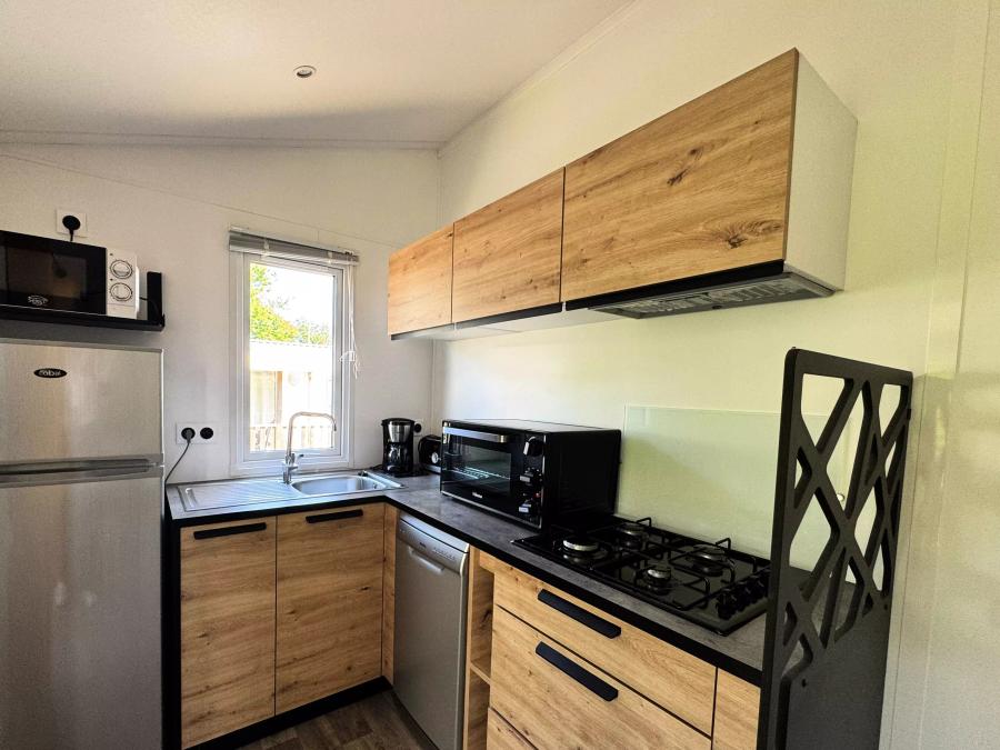 Mobilhome 4 personnes - Authentique 3 Pièces 4 Personnes Climatisé + TV 2