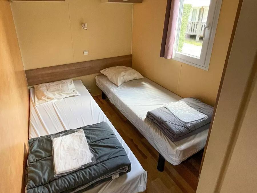 Mobilhome 6 personnes - Emotion 4 Pièces 6 Personnes + TV 4