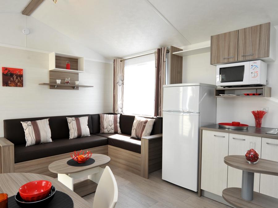 Mobilhome 6 personnes - PASSION - TV - PLANCHA 2