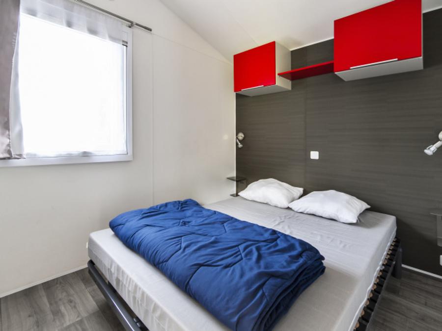 Mobilhome 8 personnes - FEERIQUE - TV - PLANCHA 2