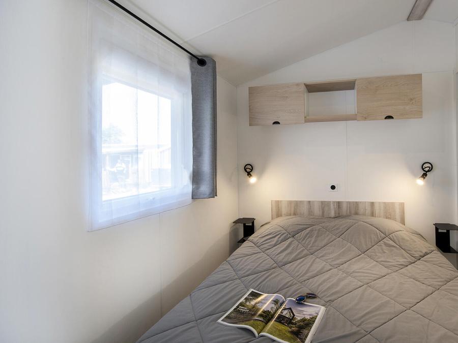 Mobilhome 6 personnes - Trio Premium 4 Pièces 6 Personnes Jacuzzi + Climatisé + TV 3