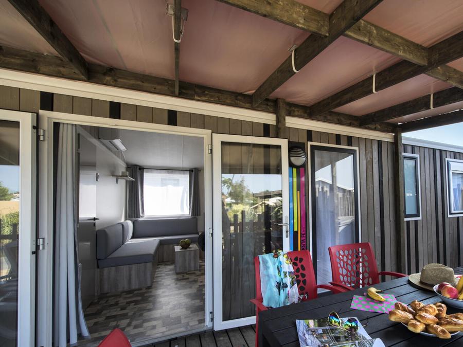 Mobilhome 8 personnes - Quattro Premium 5 Pièces 8 Personnes Jacuzzi + Climatisé + TV 1