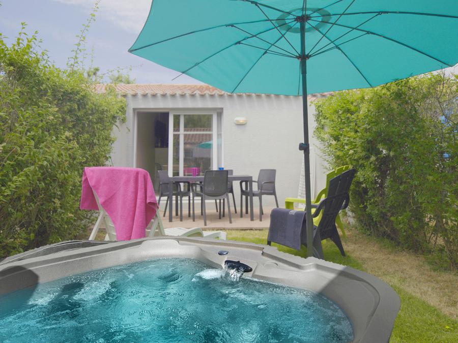 Studio 4 personnes - Premium avec jacuzzi 0