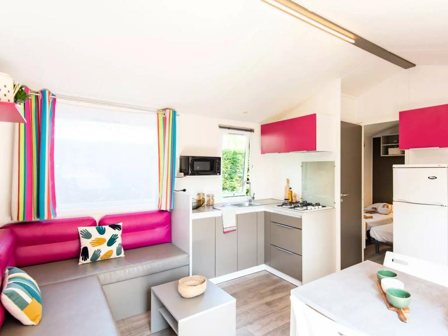 Mobilhome 6 personnes - 4 pièces 6 Personnes + TV 2