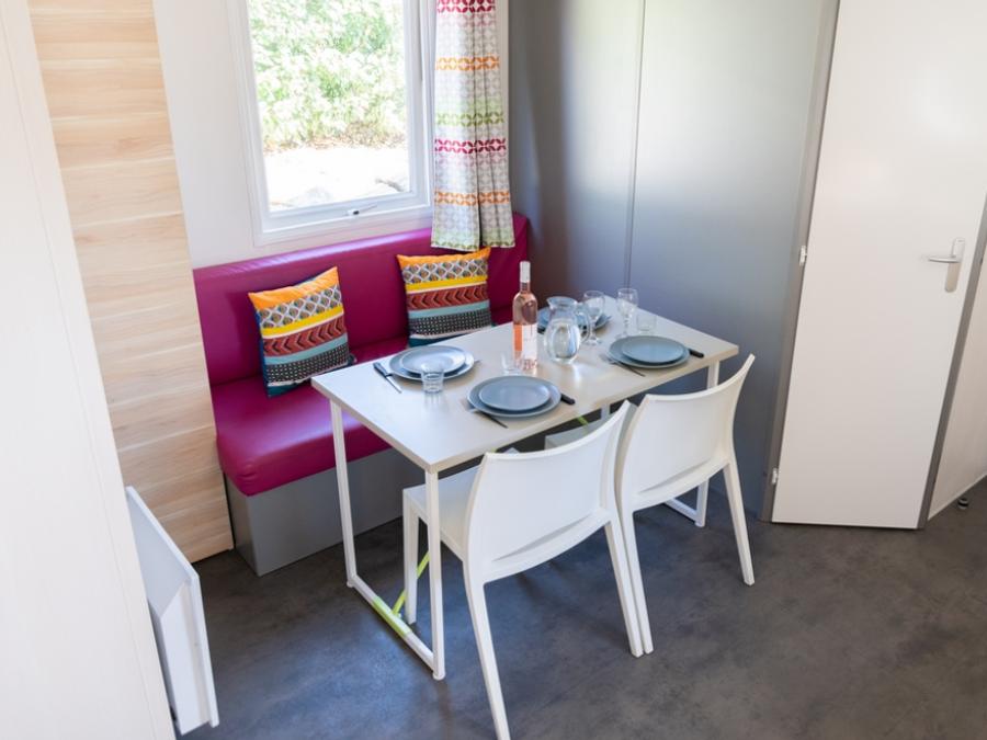 Mobilhome 4 personnes - Loggia Confort 24 m² 2 chambres + terrasse couverte + TV 3