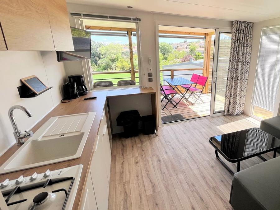 Mobilhome 4 personnes - Living Confort 27m² 2 chambres + terrasse couverte intégrée + climatisation + TV 4