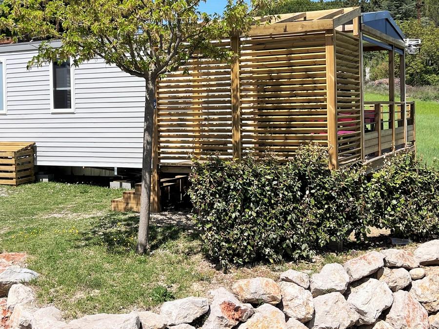 Mobilhome 4 personnes - Living Confort 27m² 2 chambres + terrasse couverte intégrée + climatisation + TV 0