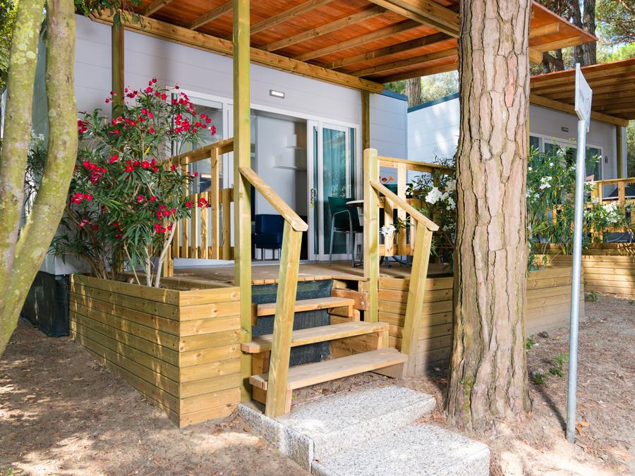Mobilhome 2 personnes - VIOLA (inclus : piscine, salle de sport et service plage) 0