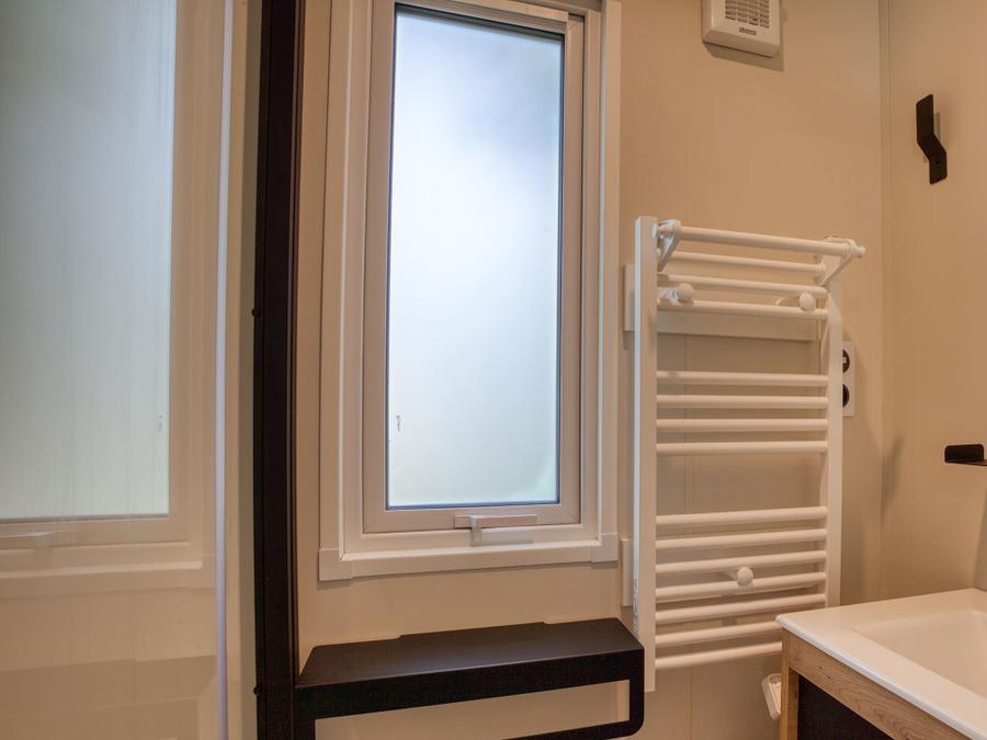 Mobilhome 6 personnes - Mobil-Home Premium 33m² Bahia - 3 chambres + terrasse semi-couverte + LV + TV + CLIM 6 pers 11