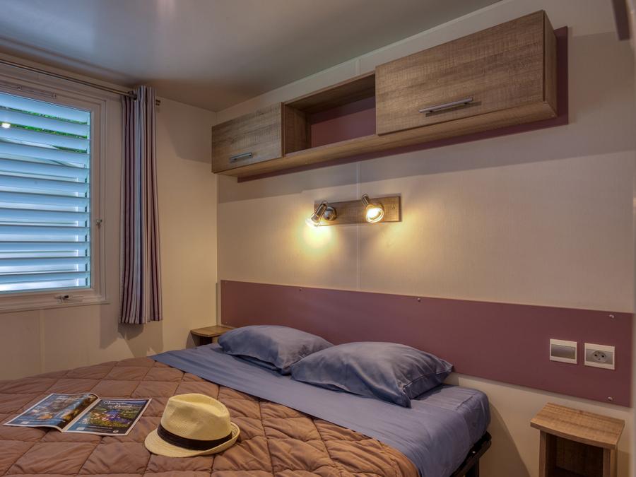 Mobilhome 6 personnes - Mobil-Home Confort 32m² Malaga - 3 chambres + Terrasse couverte, clim, TV, Lave-vaisselle 6 pers 7