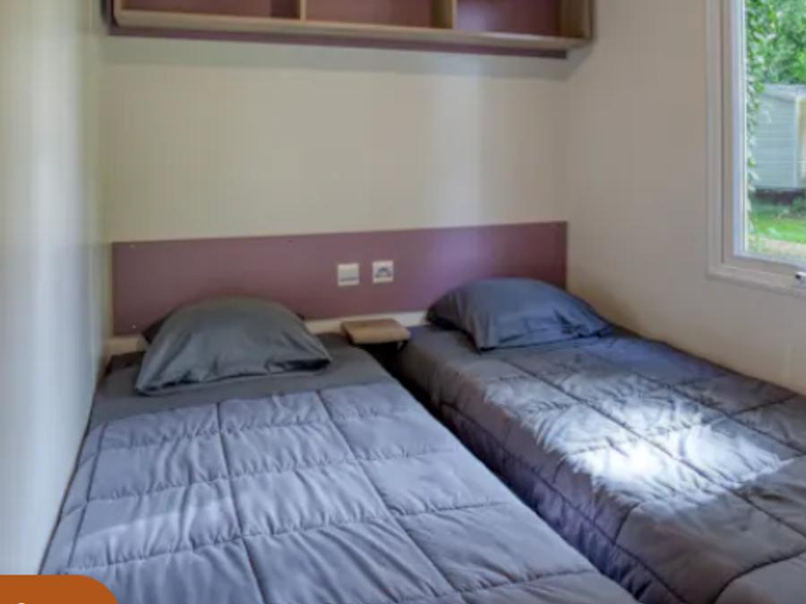 Mobilhome 6 personnes - Mobil-Home Confort 32m² Malaga - 3 chambres + Terrasse couverte, clim, TV, Lave-vaisselle 6 pers 3