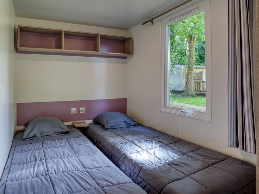 Mobilhome 6 personnes - Mobil-Home Confort 32m² Malaga - 3 chambres + Terrasse couverte, clim, TV, Lave-vaisselle 6 pers 8
