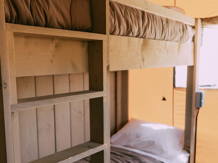 Tente en toile et en bois 5 personnes - Glamping Safari 10
