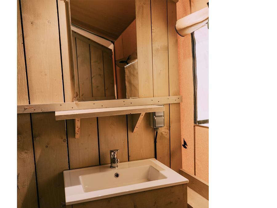 Tente en toile et en bois 5 personnes - Glamping Safari 7