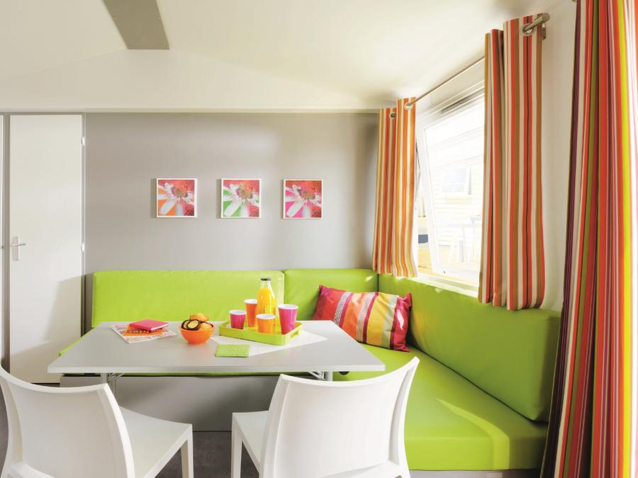 Mobilhome 4 personnes - Mobil-Home CONFORT 27,5m² (2 chambres) + TV + terrasse semi-couverte | 4 personnes 1