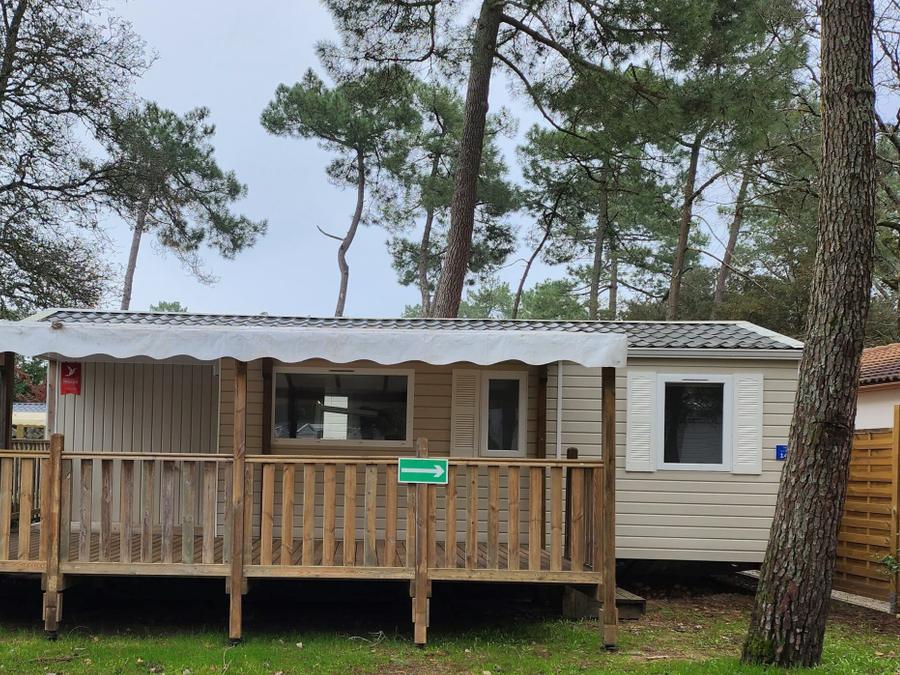 Mobilhome 4 personnes - Confort 24m² - 2 chambres - Grande terrasse - TV 1