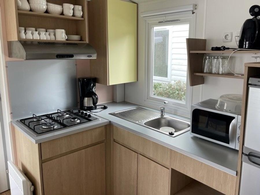 Mobilhome 4 personnes - Confort 24m² - 2 chambres - Grande terrasse - TV 3
