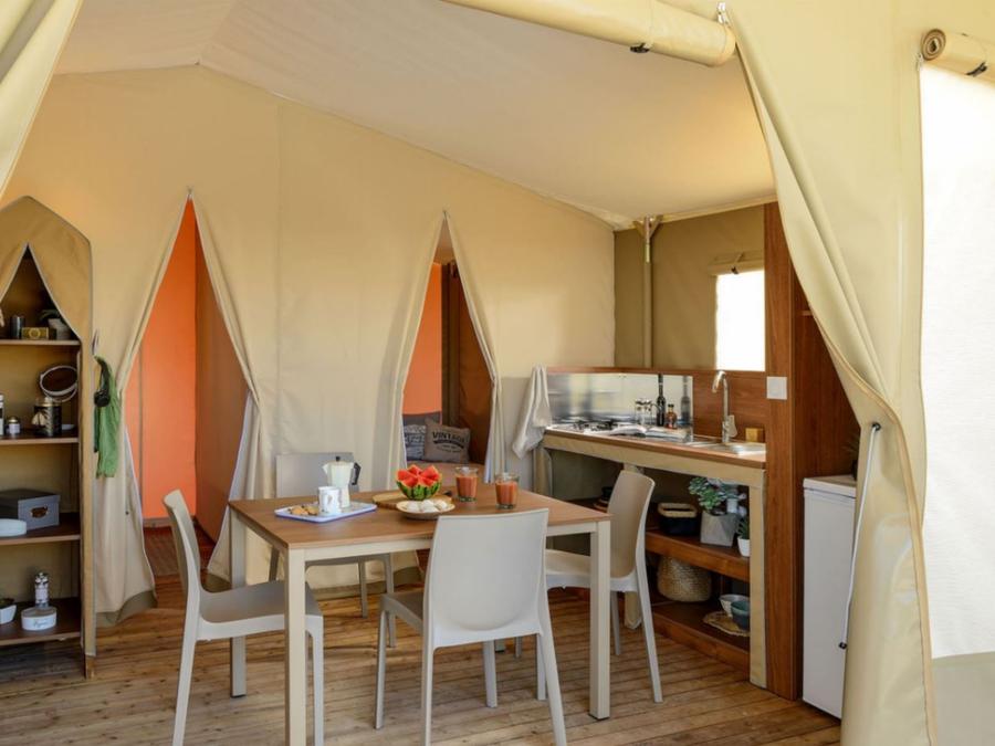 Tente en toile et en bois 4 personnes - Lodge 1