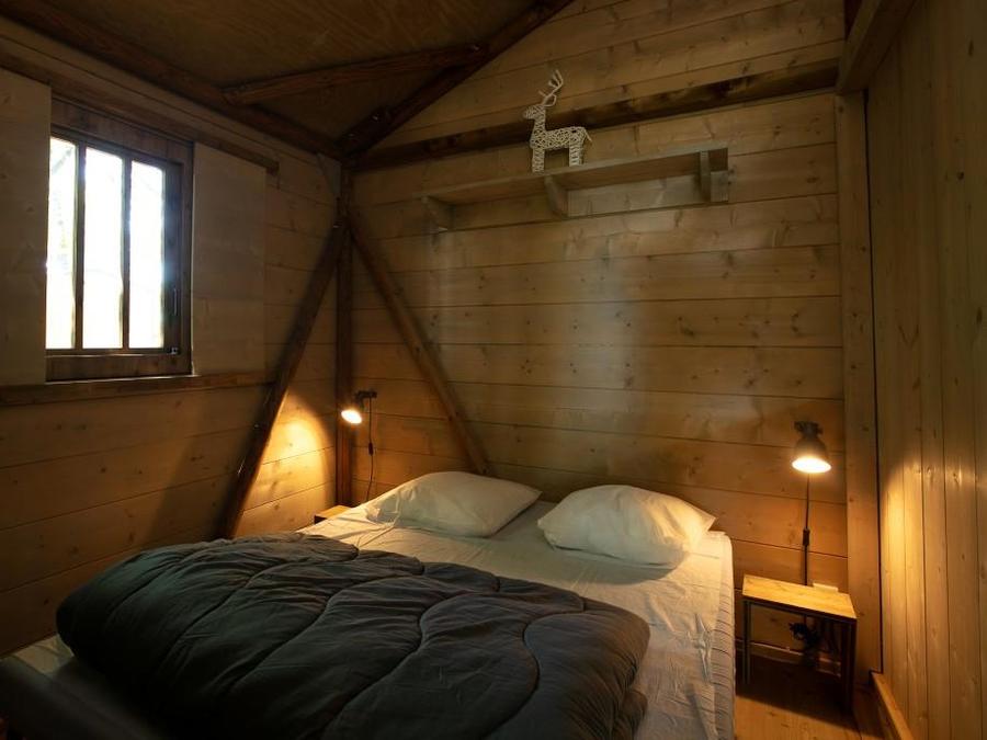 Hébergement 5 personnes - Cabane Perchée - 2 chambres 3