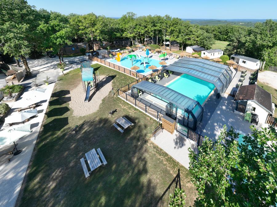 Camping Les Hirondelles 4*