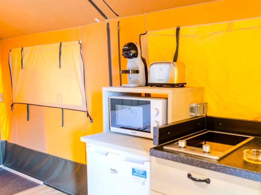 Tente en toile et en bois 2 personnes - Glamping Mar 2 pers 10
