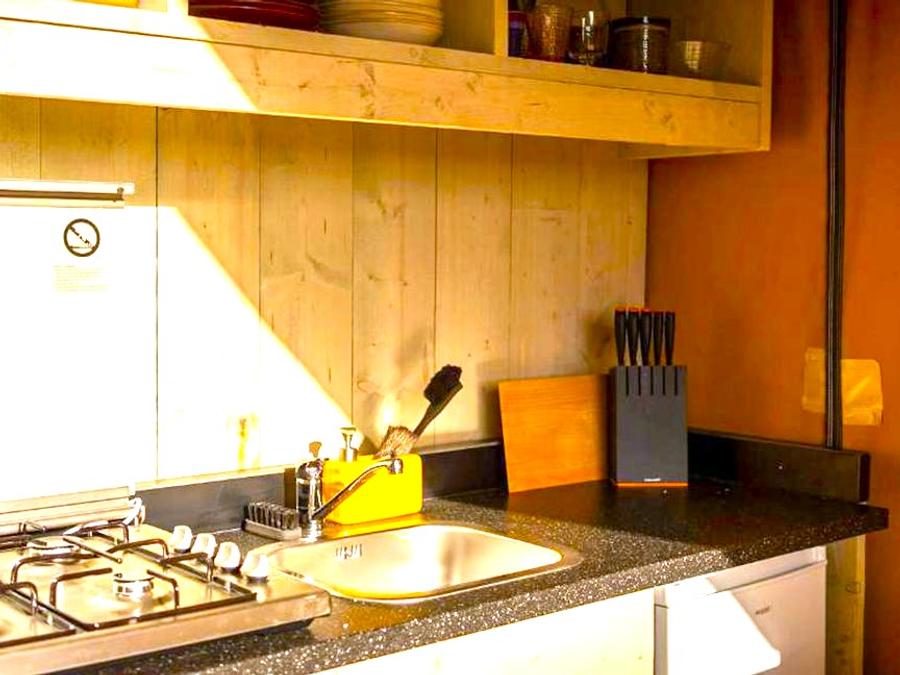 Tente en toile et en bois 2 personnes - Glamping Mar 2 pers 11