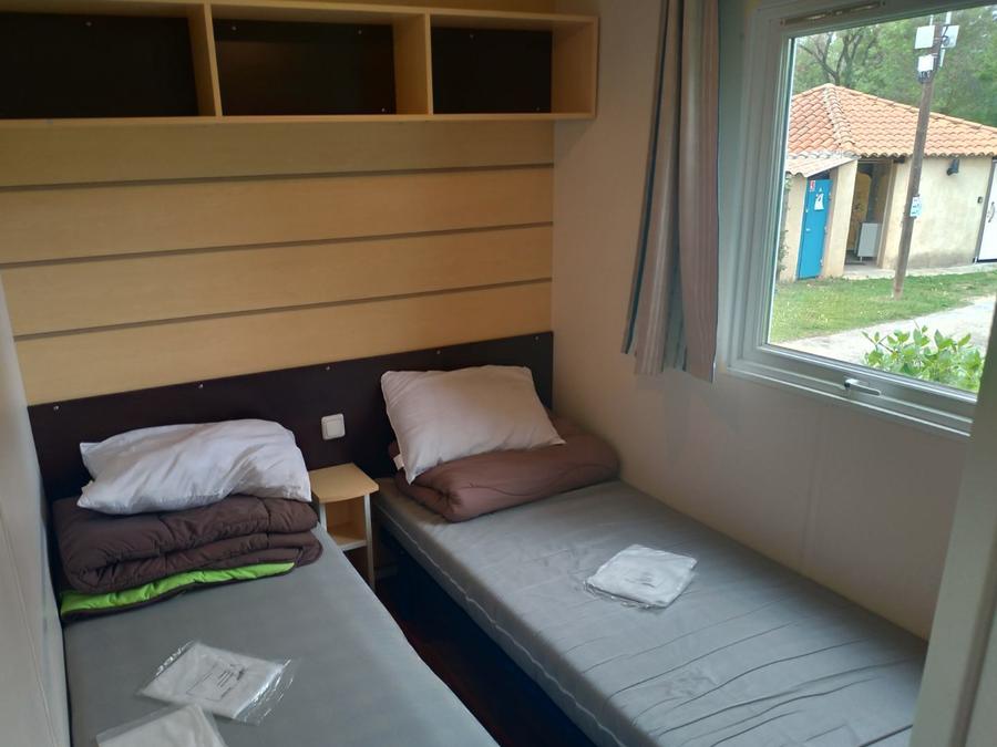 Mobilhome 6 personnes - WELCOME 32m² - 3 chambres - TV - climatisation - terrasse 8
