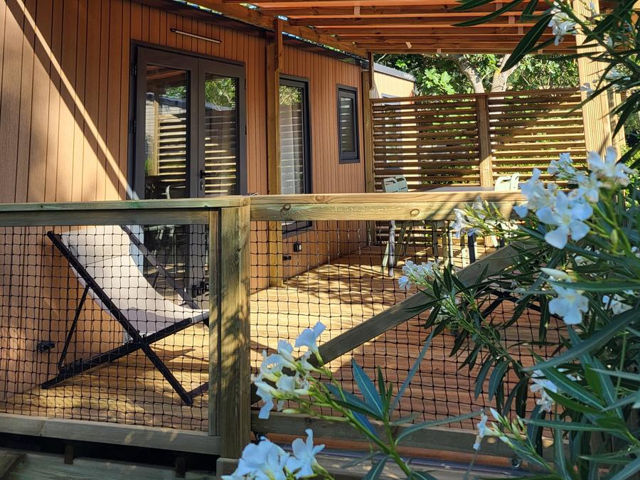 Mobilhome 4 personnes - PREMIUM 30m² - 2 chambres - TV - lave-vaisselle - climatisation - terrasse 2