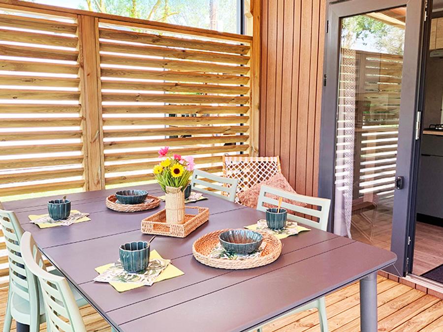 Mobilhome 4 personnes - PREMIUM 30m² - 2 chambres - TV - lave-vaisselle - climatisation - terrasse 3