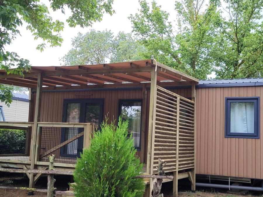 Mobilhome 4 personnes - PREMIUM 30m² - 2 chambres - TV - lave-vaisselle - climatisation - terrasse 0