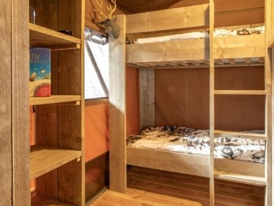 Lodge 6 personnes - Glamping Lodge PREMIUM RIVER 38m² - 3 chambres - TV - clim - terrasse couverte - vue rivière 3