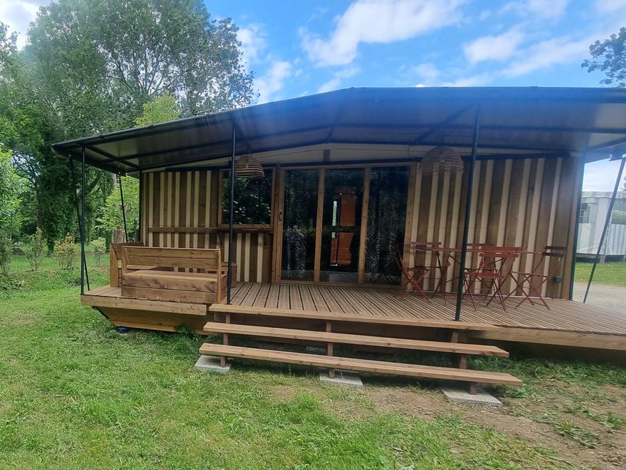 Tente en toile et en bois 6 personnes - Chalet Toilé Prémium 1
