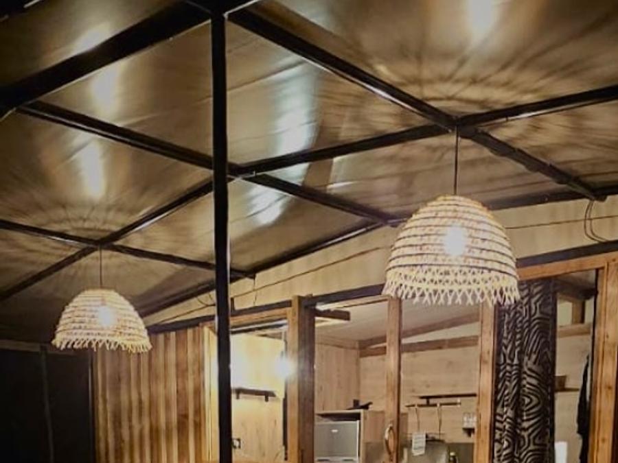 Tente en toile et en bois 6 personnes - Chalet Toilé Prémium 6