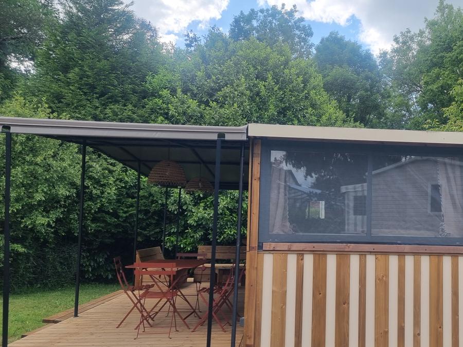 Tente en toile et en bois 6 personnes - Chalet Toilé Prémium 2