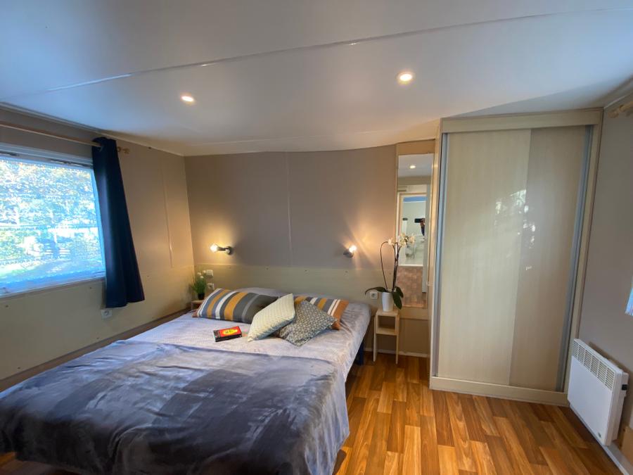 Mobilhome 4 personnes - Mobilhome adapté personne à mobilité réduite- 2CH 1SDB-TV 6