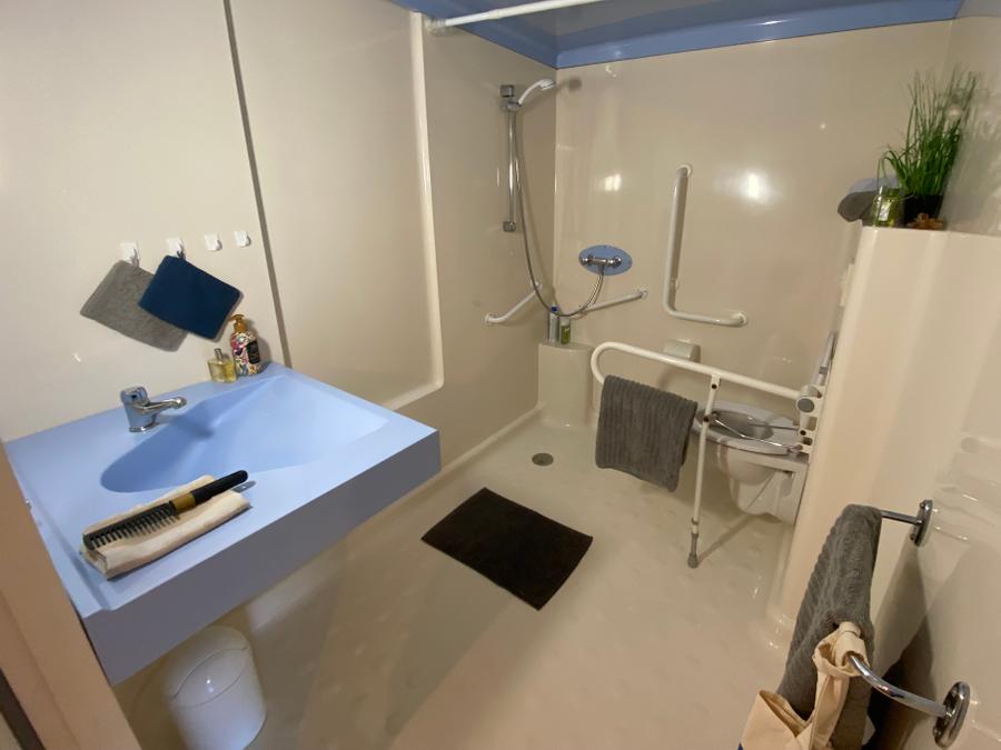 Mobilhome 4 personnes - Mobilhome adapté personne à mobilité réduite- 2CH 1SDB-TV 7